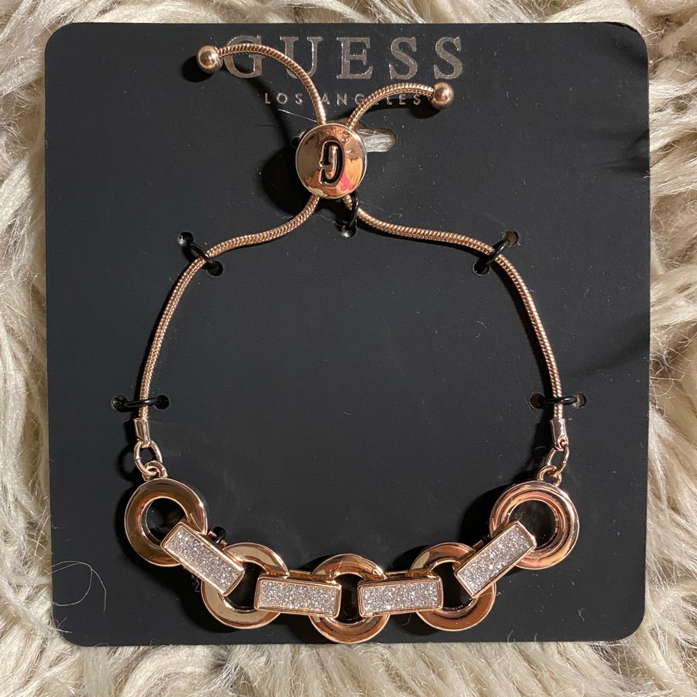 *NWT* Guess gold bracelet
